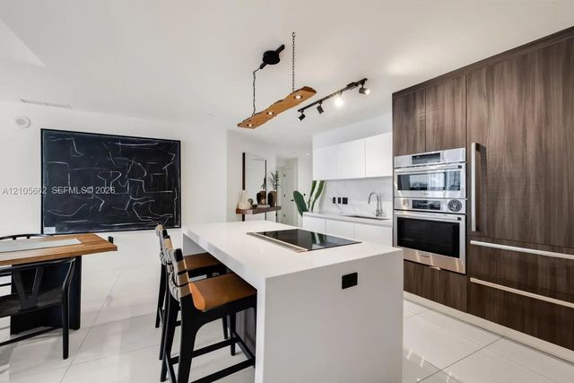 3 of 46 - 851 Ne 1st Avenue #3403, Miami, FL