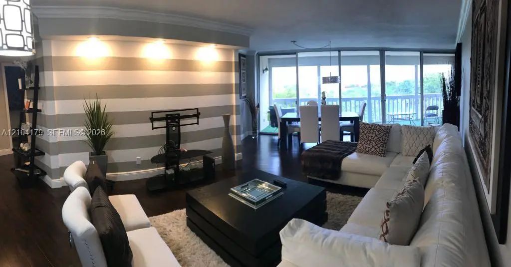 6901 Environ Boulevard #5f, Lauderhill