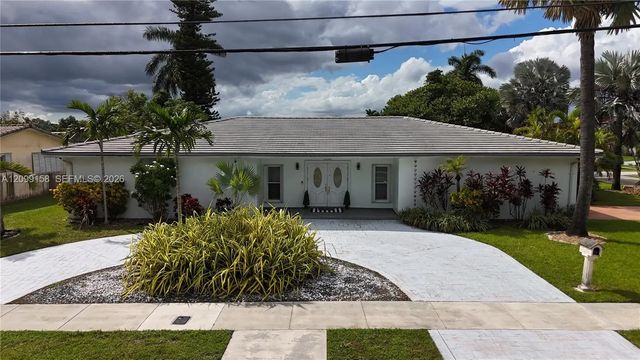 1490 Lenape Drive, Miami Springs