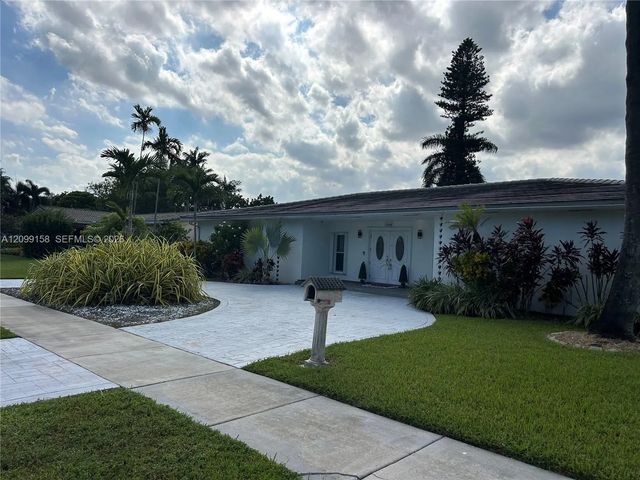 4 of 40 - 1490 Lenape Drive, Miami Springs, FL