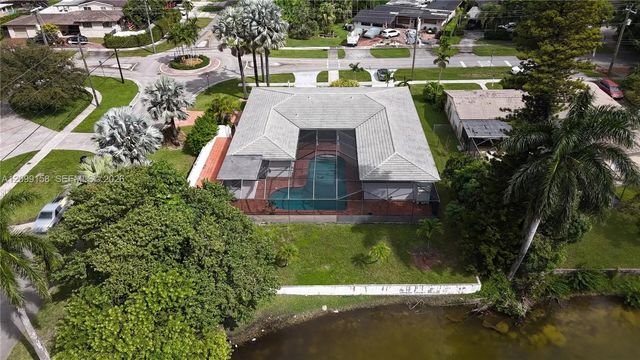 5 of 40 - 1490 Lenape Drive, Miami Springs, FL
