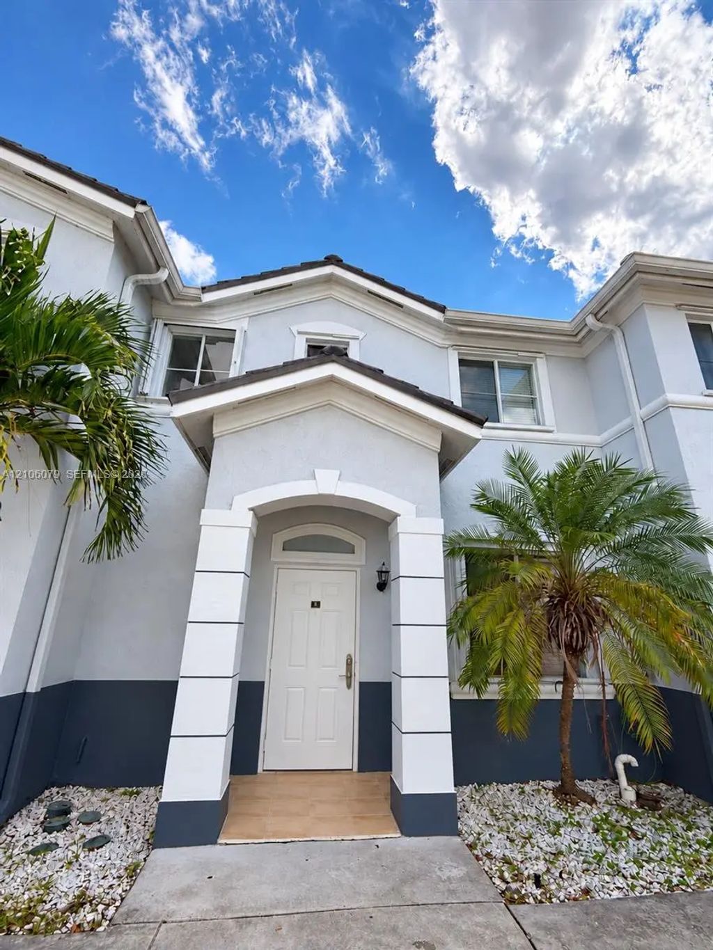 7325 Nw 174th Terrace #102, Hialeah