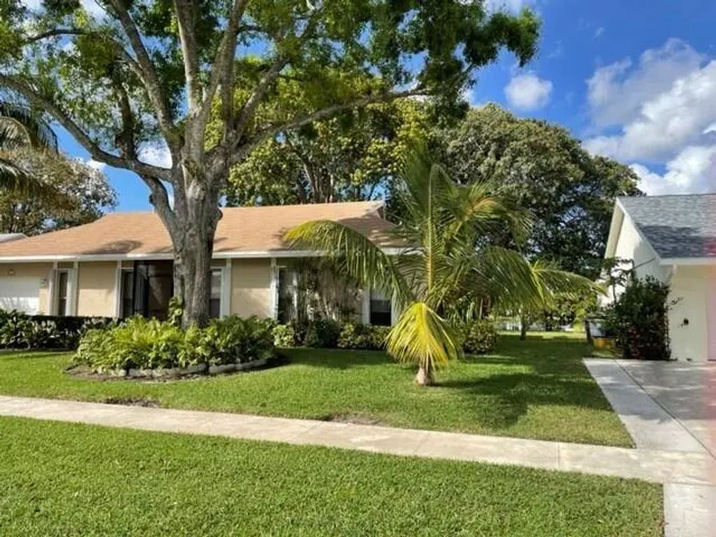 6347 Timberlakes Way, Delray Beach