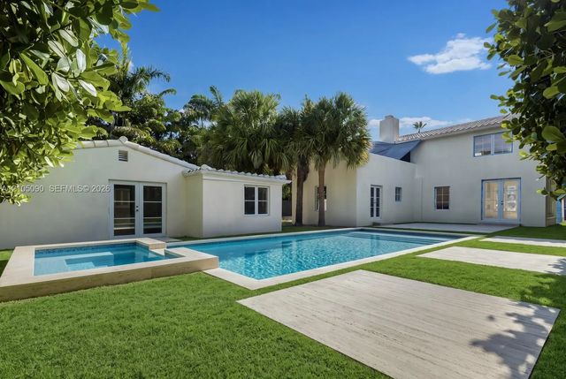 2 of 13 - 2534 Flamingo Drive, Miami Beach, FL