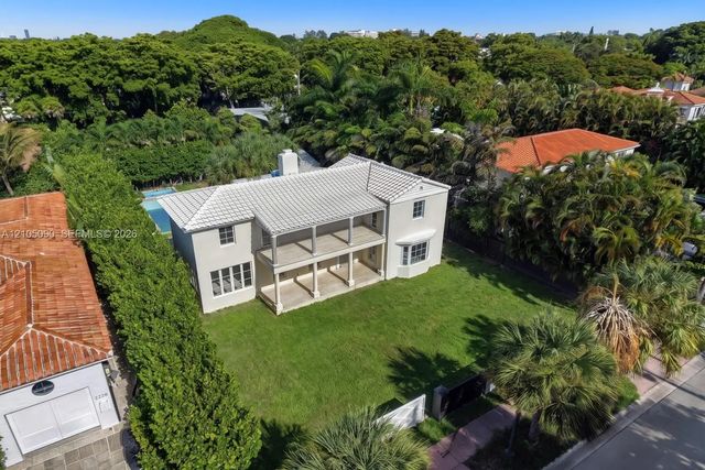 4 of 13 - 2534 Flamingo Drive, Miami Beach, FL