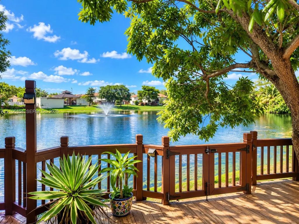 454 Nw 97th Place, Miami