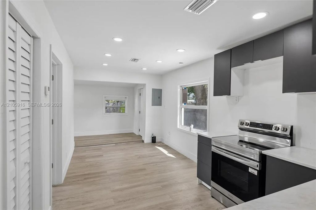 1063 Nw 55th Terrace, Miami
