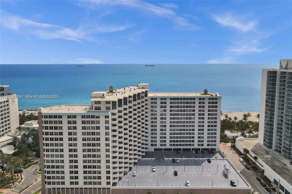 2899 Collins Avenue #1738, Miami Beach