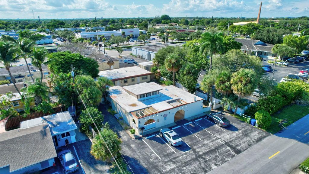 2731 Ne 1st Terrace #1-4, Wilton Manors