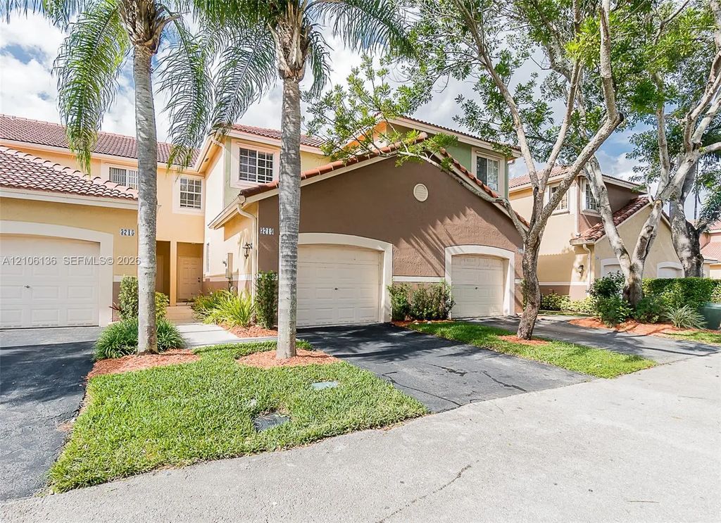 3713 San Simeon Circle, Weston