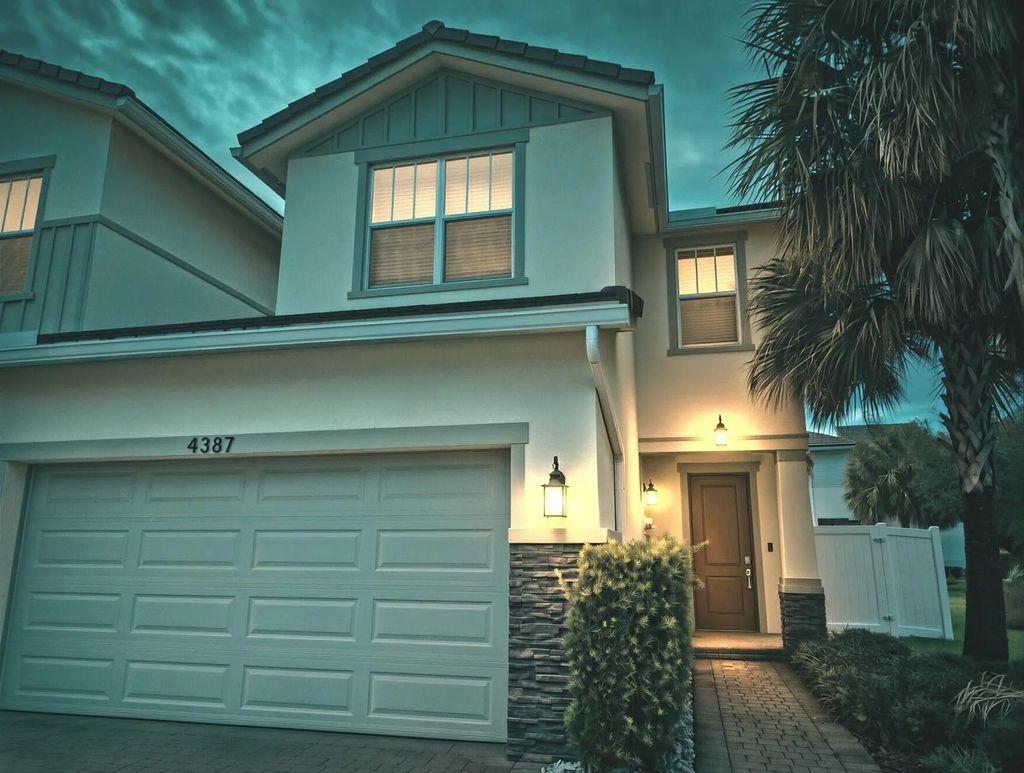 4387 Veleiros Avenue, Deerfield Beach