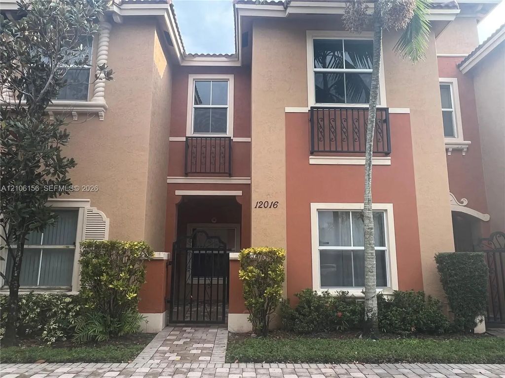 12016 Sw 28th Street #403-4, Miramar