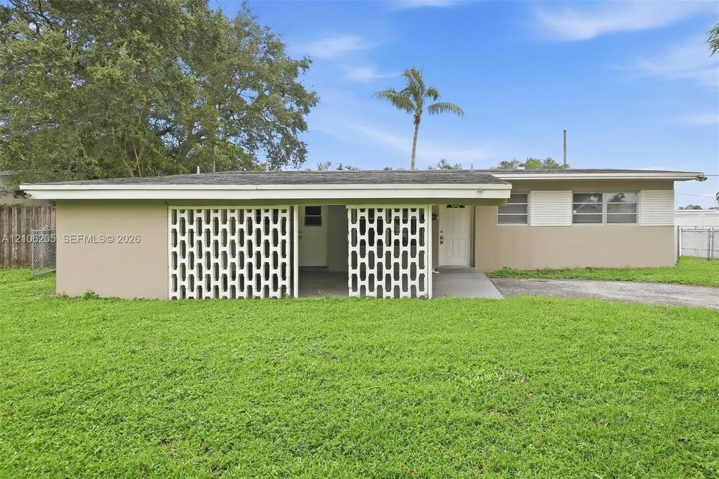 6941 Sw 5th Street, Pembroke Pines