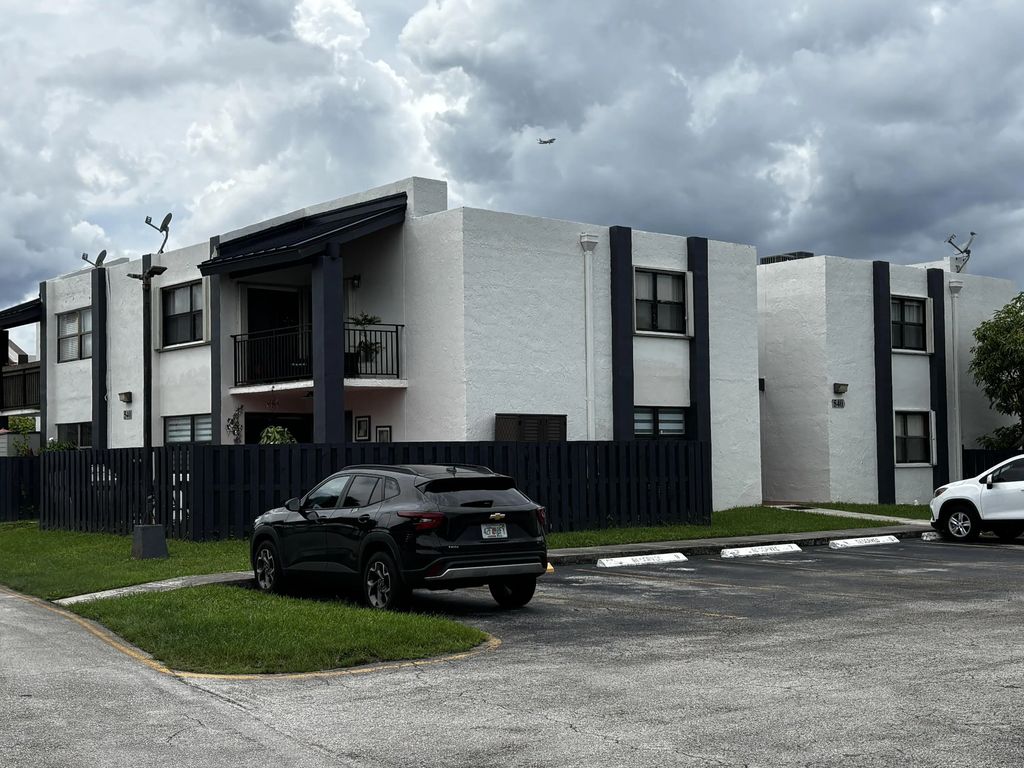 540 W Park Drive #101-1, Miami