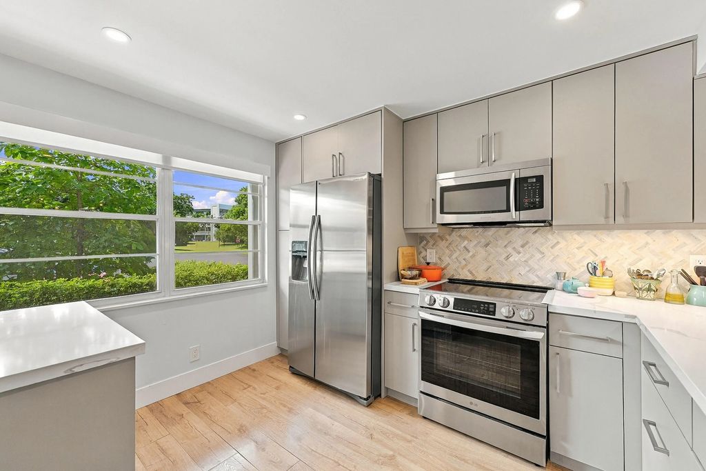 2802 Victoria Way Way #j1, Coconut Creek