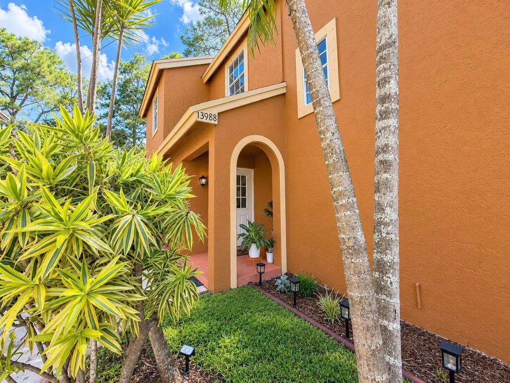 13988 Morning Glory Drive, Wellington
