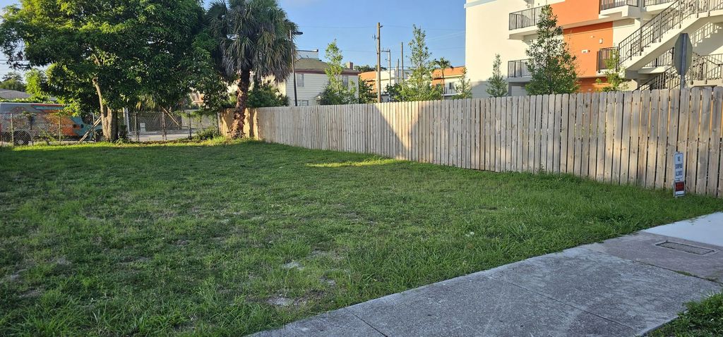 1009 State Street, West Palm Beach