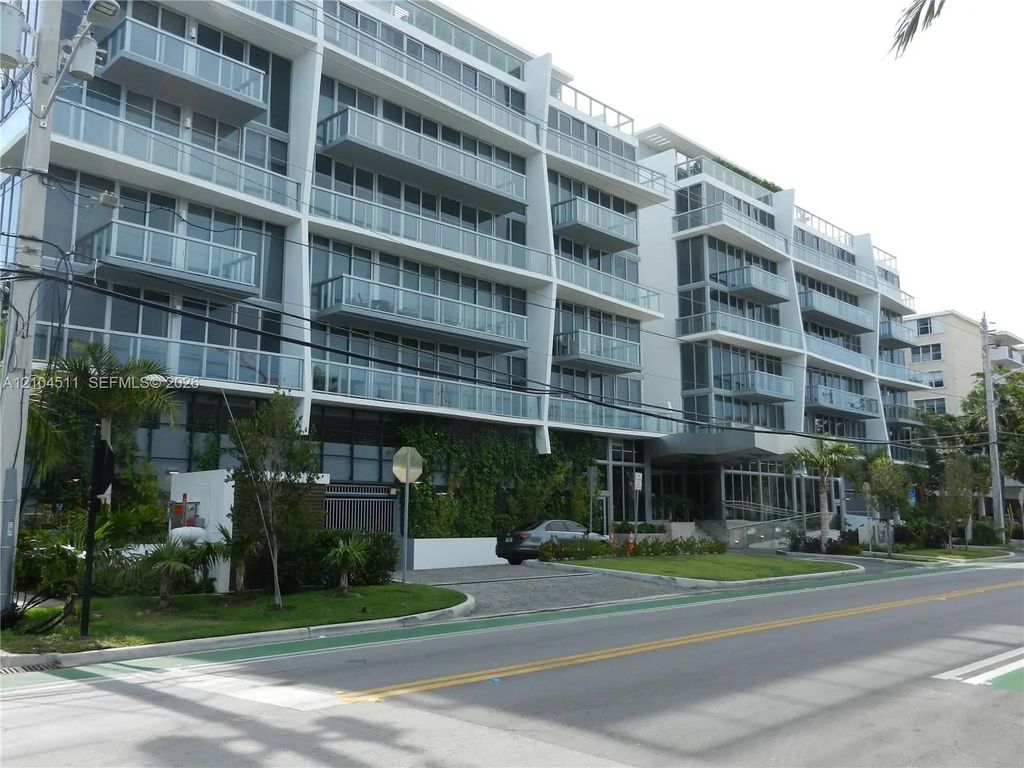 9940 W Bay Harbor Drive #4a-n, Bay Harbor Islands
