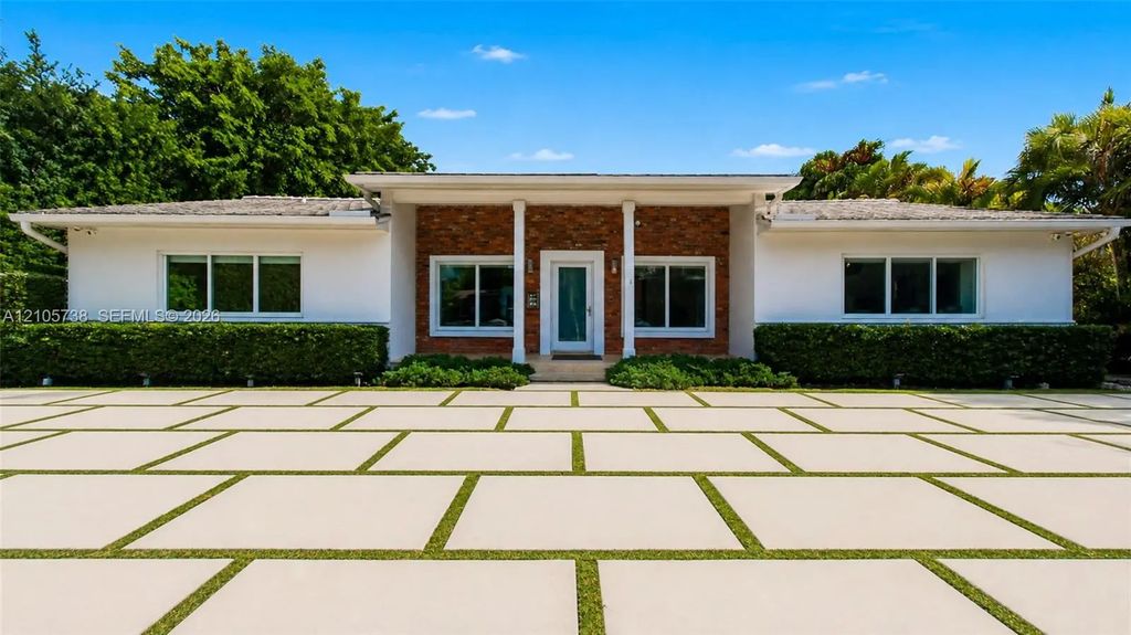 530 Sabal Palm Road, Miami