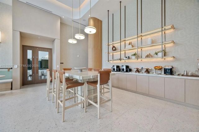 3 of 16 - 2411 Laguna Circle #3001, Miami, FL