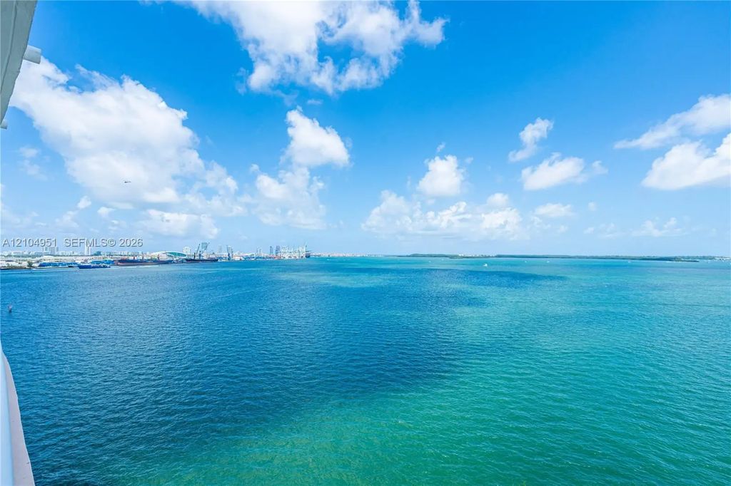 808 Brickell Key Drive #1006, Miami