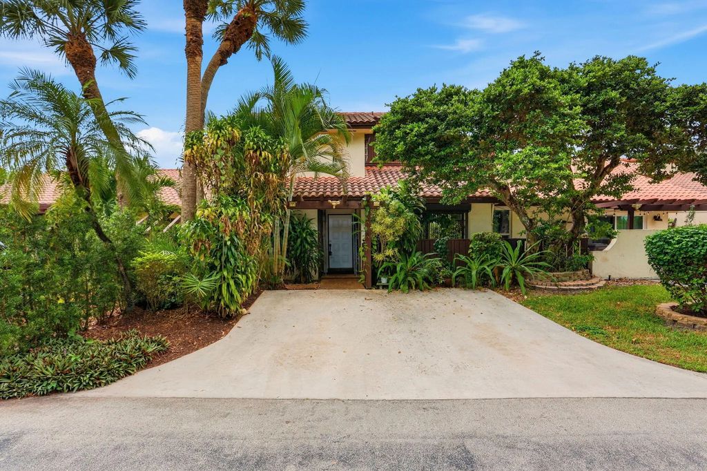 6850 Tiburon Drive, Boca Raton