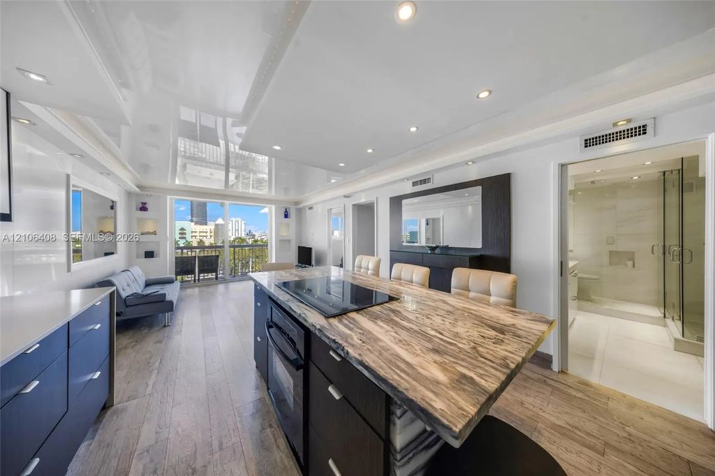 401 Ocean Drive #801, Miami Beach