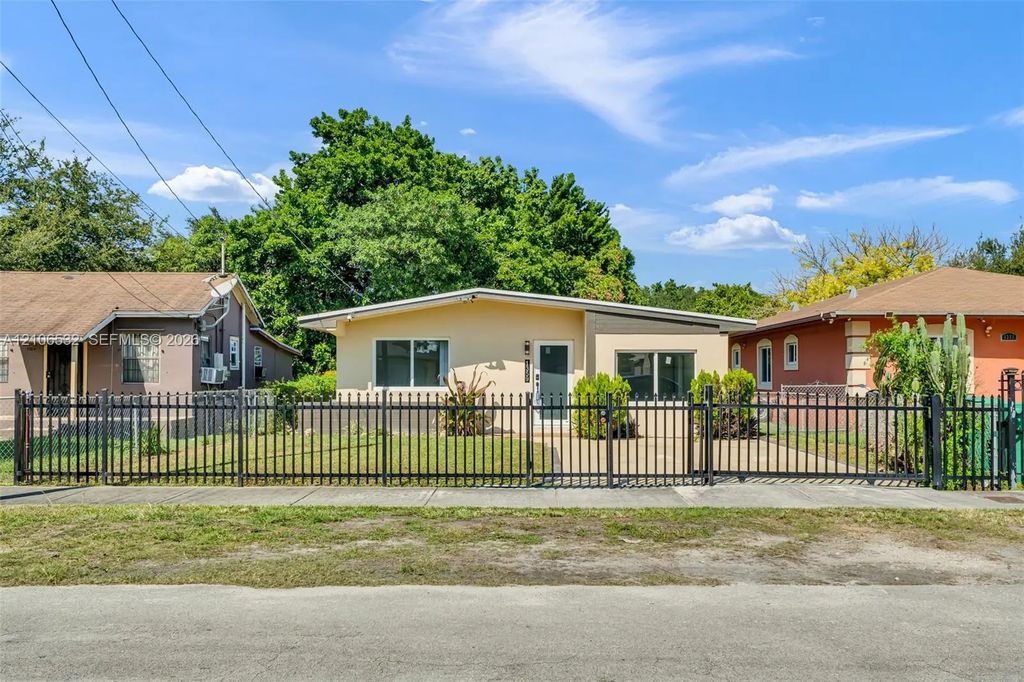 1359 Nw 75th Terrace, Miami