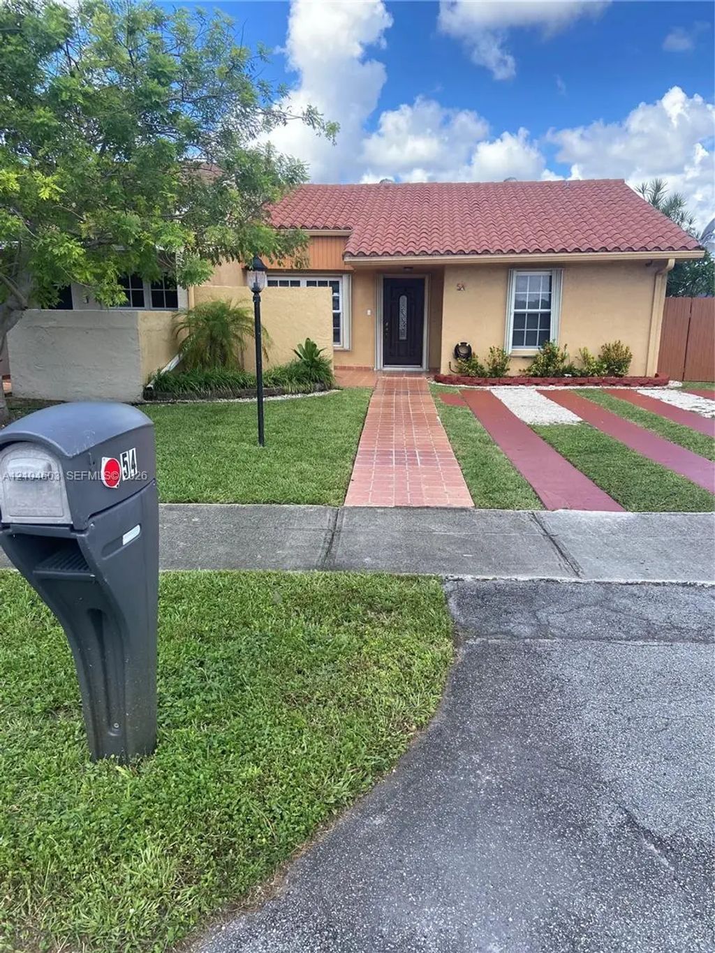 54 Nw 109th Court, Miami