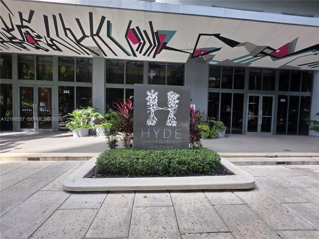 121 Ne 34th Street #1912, Miami