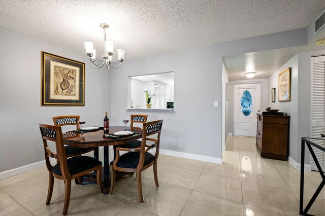 4 of 24 - 9330 Sunrise Lakes Boulevard #104, Sunrise, FL