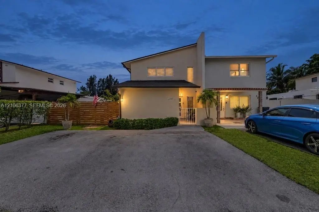 12040 Sw 10th Terrace, Miami