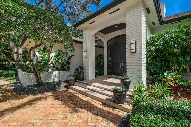 3 of 50 - 9325 Sw 59th Place, Pinecrest, FL