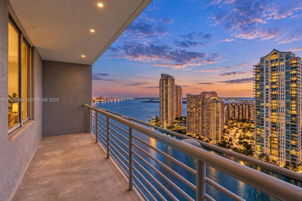 325 S Biscayne Boulevard #3117, Miami