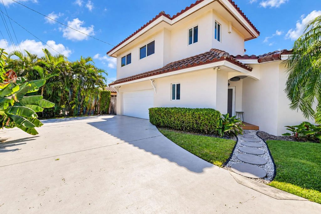 175 Ne Olive Way, Boca Raton