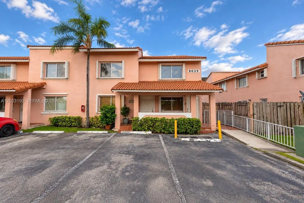 8039 Lake Drive #205, Doral