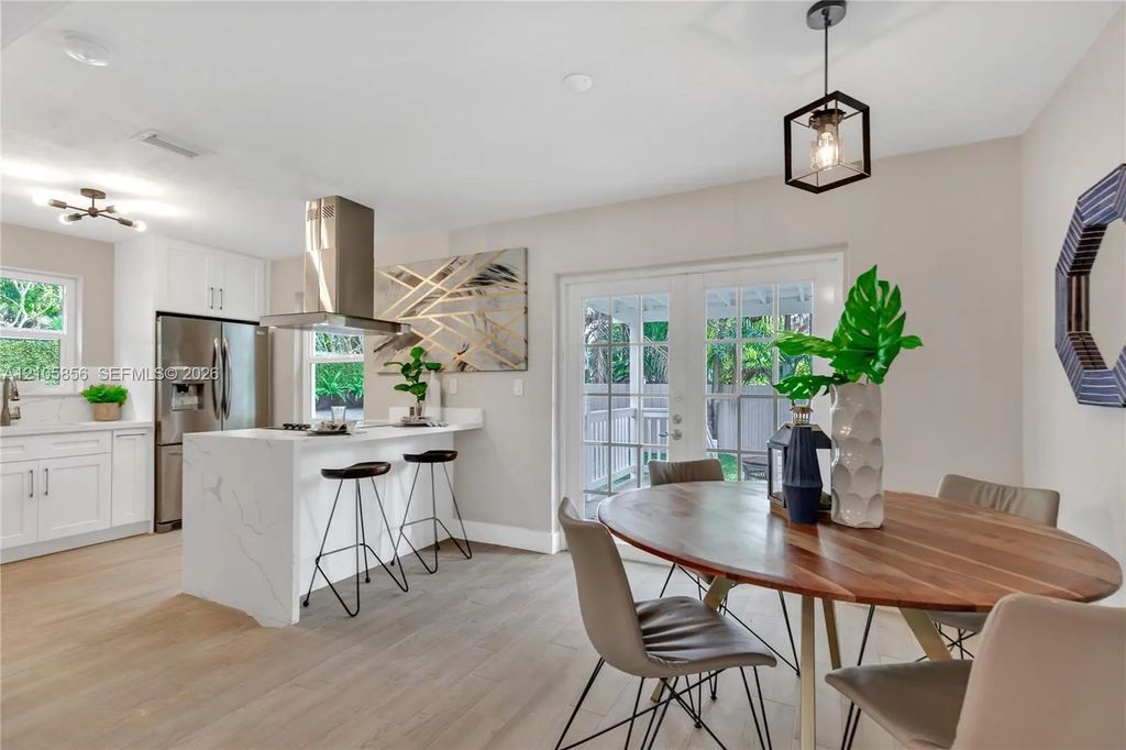 1045 Ne 84th Street, Miami