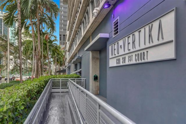 690 Sw 1st Court #1828, Miami