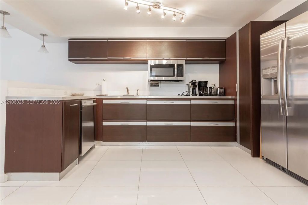 2301 Collins Avenue #1023, Miami Beach