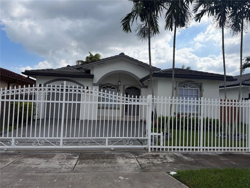 14112 Sw 168th Lane, Miami