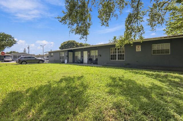 353 Sw 19th Avenue #1-3, Fort Lauderdale