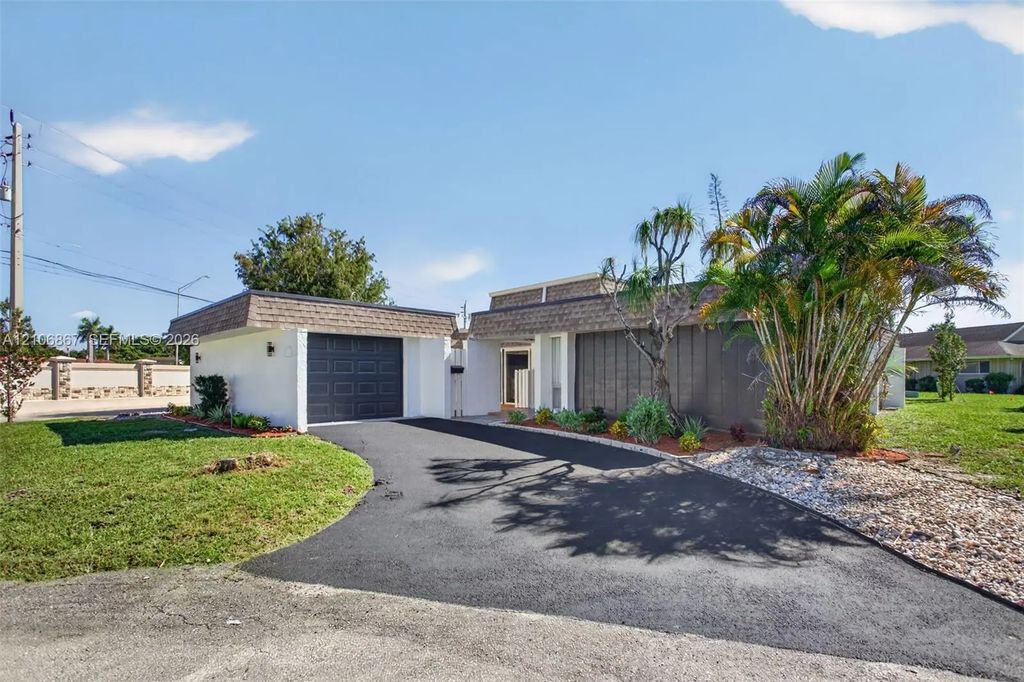 5508 Guava Circle, Tamarac