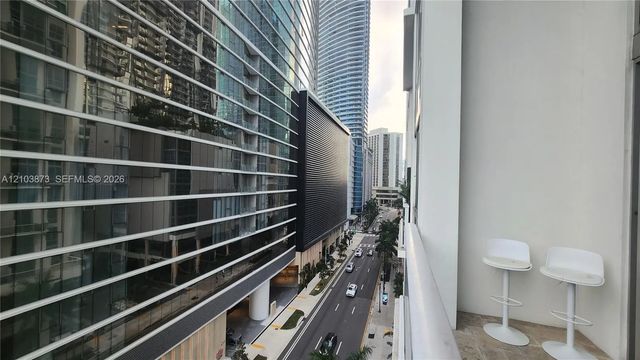 5 of 39 - 300 S Biscayne Boulevard #l-808, Miami, FL