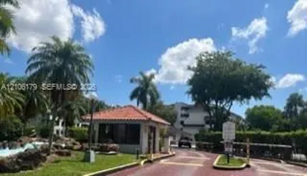 8215 Sw 152nd Avenue #g-202, Miami