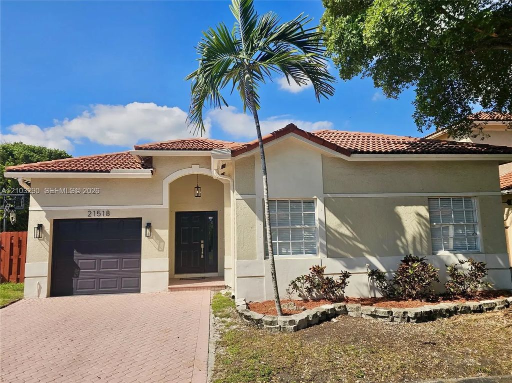 21518 Sw 90th Avenue, Cutler Bay