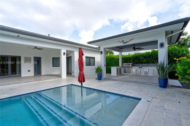 2521 Sw 105th Avenue, Miami