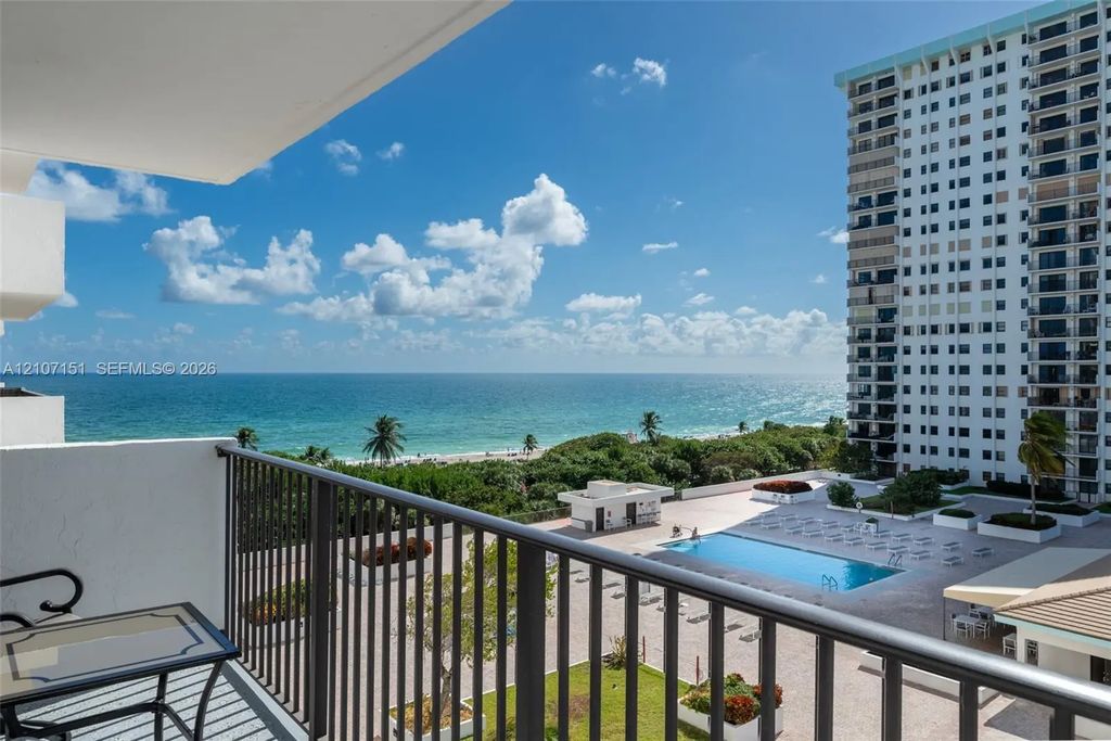 1201 S Ocean Drive #907n, Hollywood