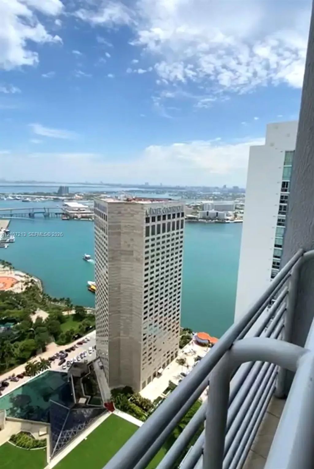 325 S Biscayne Boulevard #4214, Miami