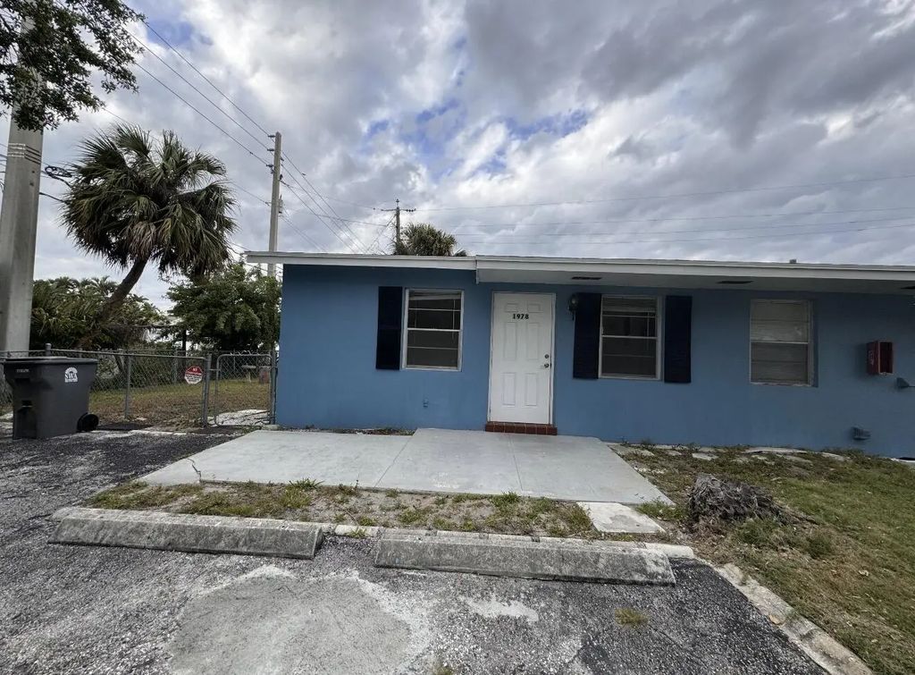 1978 Windsor Drive, North Palm Beach