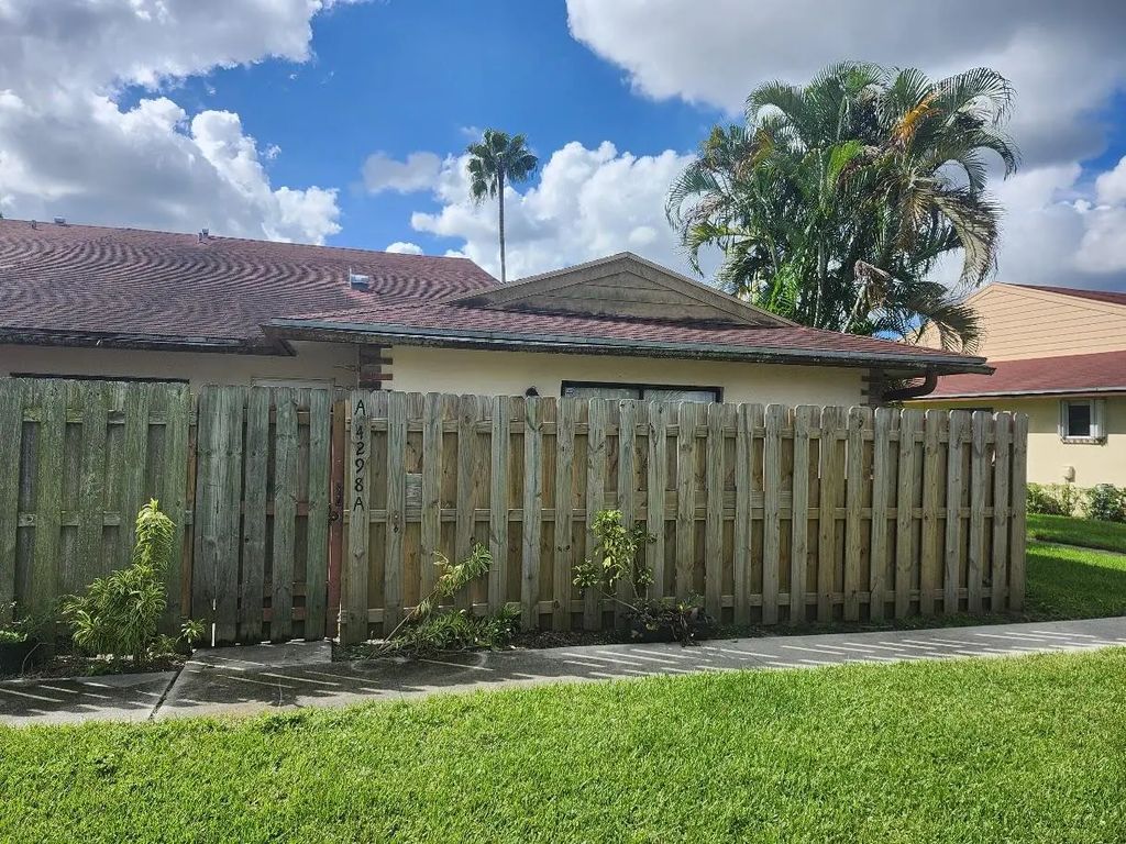 4298 Woodstock Drive #a, West Palm Beach